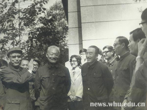 1982꣬ҶУһģۣͬµѧῴѧ 