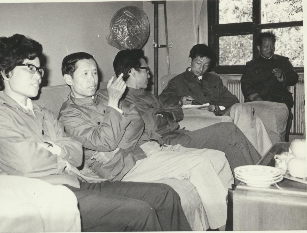 ���ڲ���ڰ��� 102